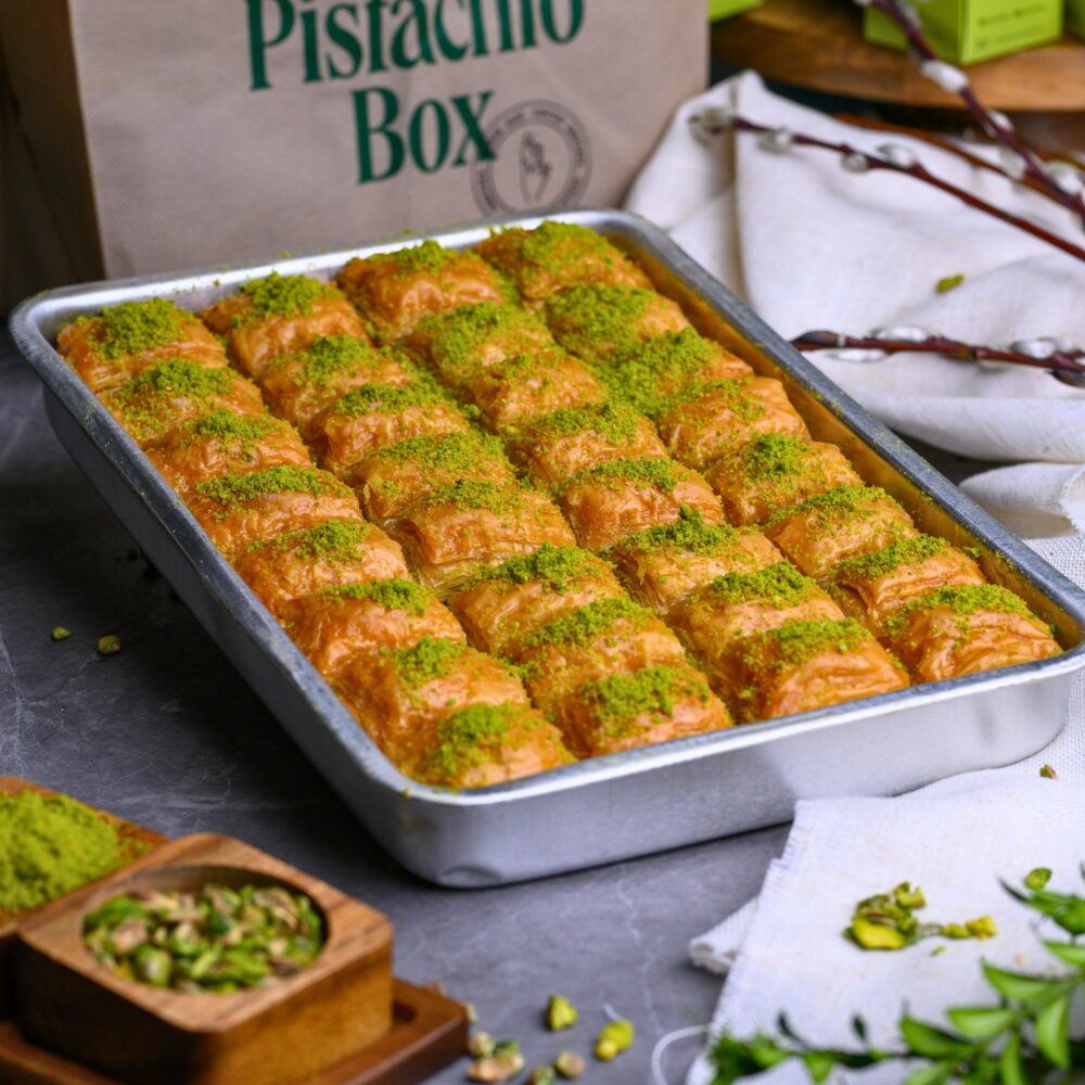 Baklawa Pistacjowa w eleganckim opakowaniu – idealna na prezent