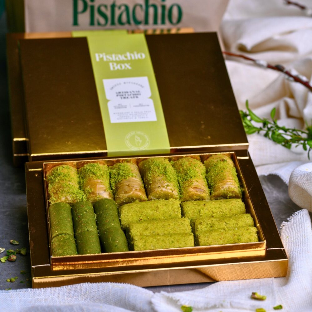 Zestaw Premium Pistachio Box – 6 baklaw Burma, 6 porcji pasty pistacjowej, 6 ciasteczek z pistacjami z Gaziantep